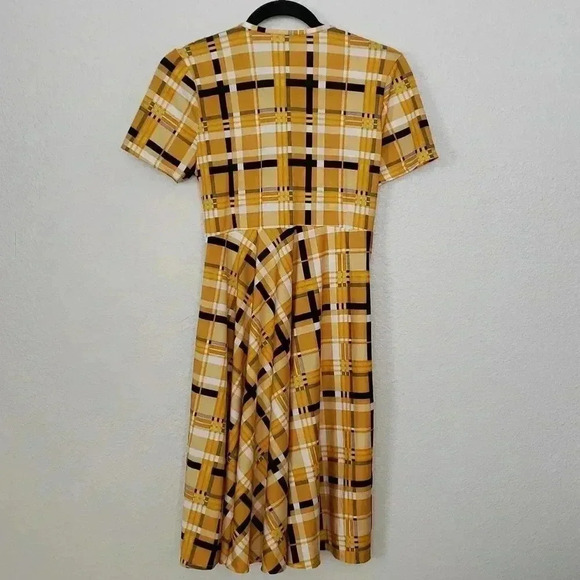 Plaid Short Sleeve Wrap Dress - Picture 3 of 3